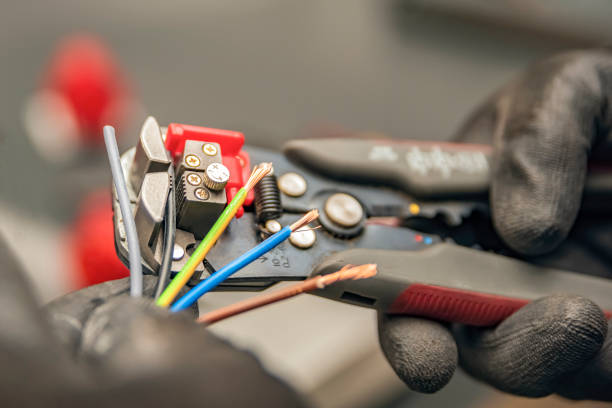 Professional Electrician in Pompton Lakes, NJ